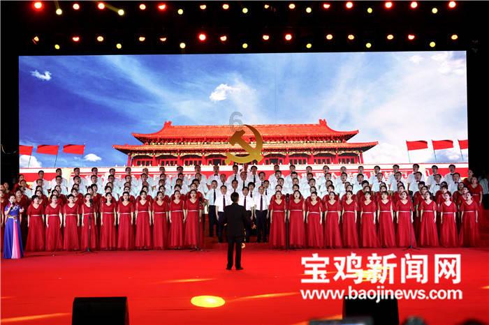 古墓丽影：崛起